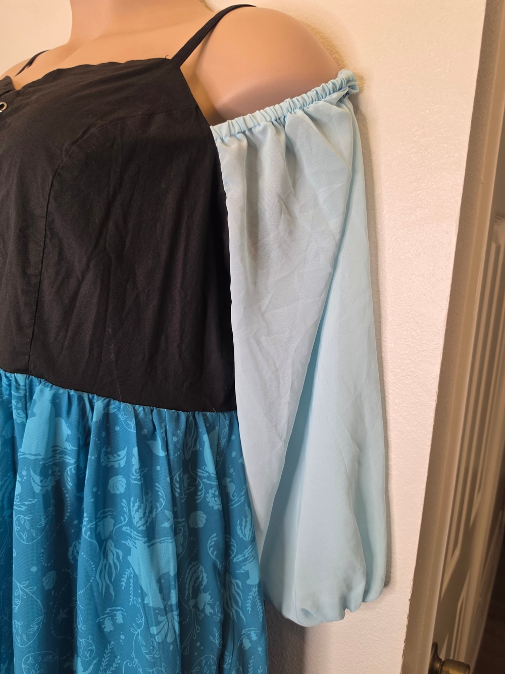 Disney Ariel Little Mermaid Costume Black Bodice with Turquoise Blue Print - Picture 4 of 11